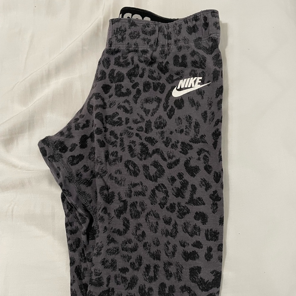 Nike leggings